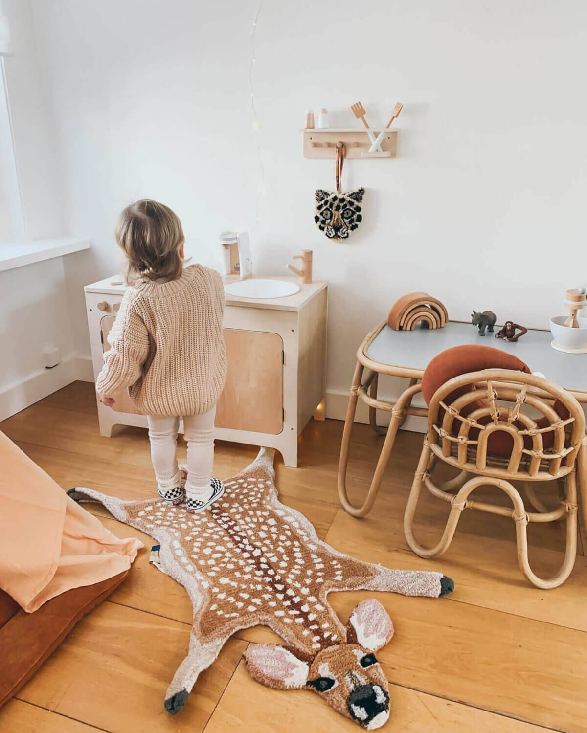 Loony Leopard Gift Hanger