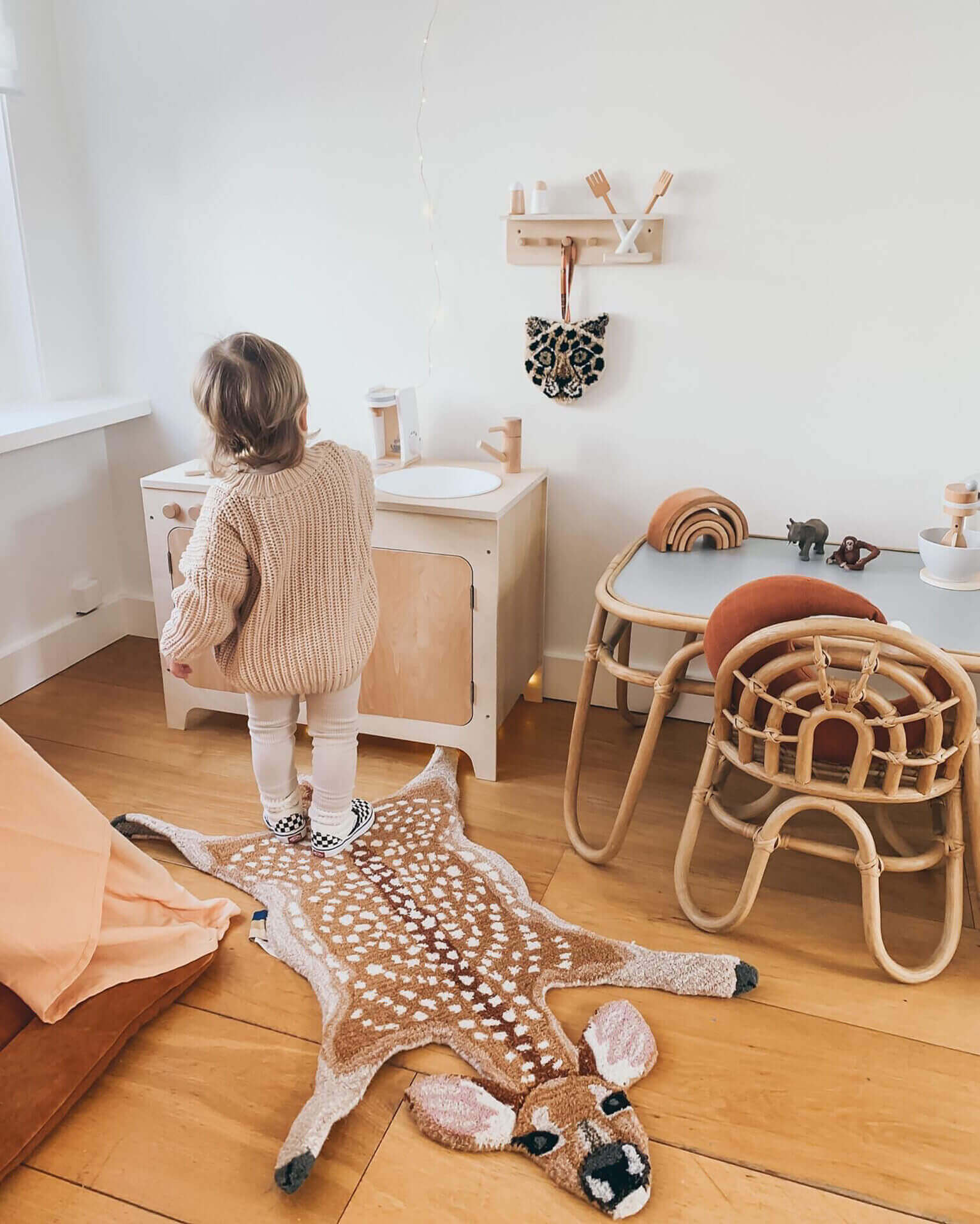 Loony Leopard Gift Hanger