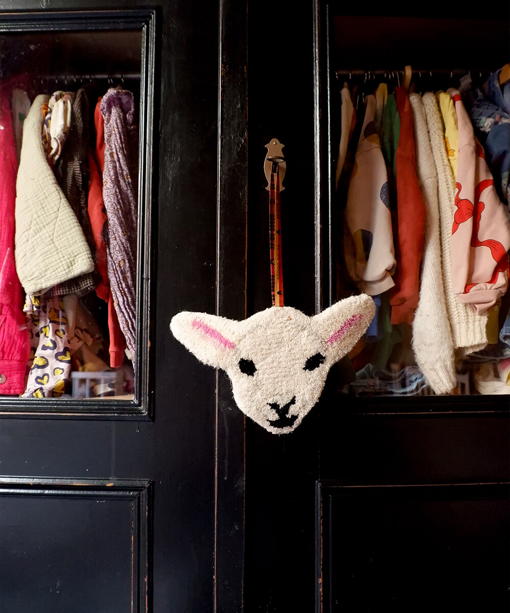 Woolly Lam Dierenkop Hanger
