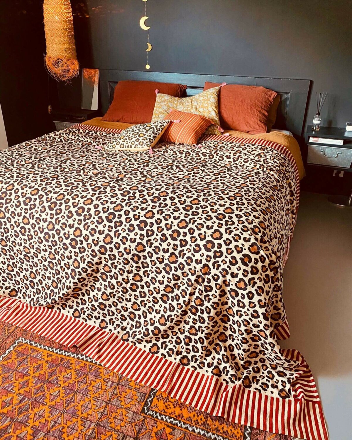 Leopard Double Throw in Tote Bag