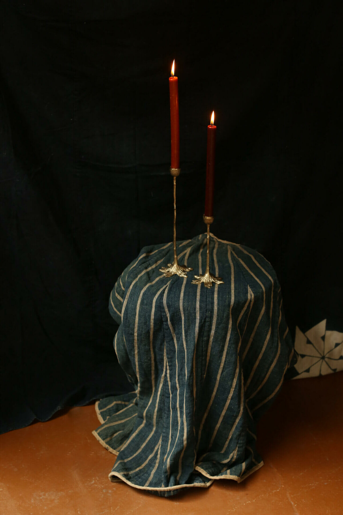 Misty Tree Candle Holder 31 cm