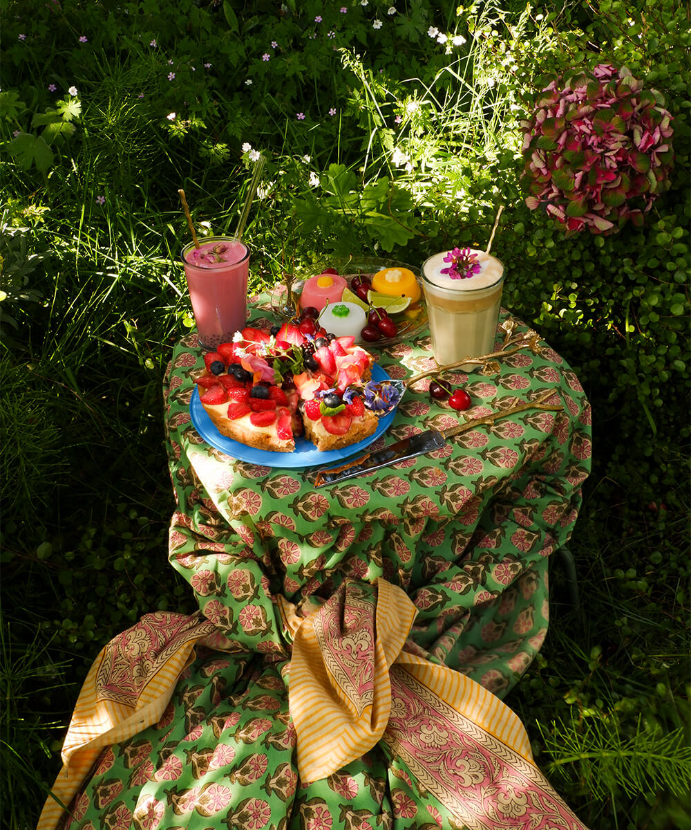 Ava Blüten Kuchen Set (im Geschenkbox)