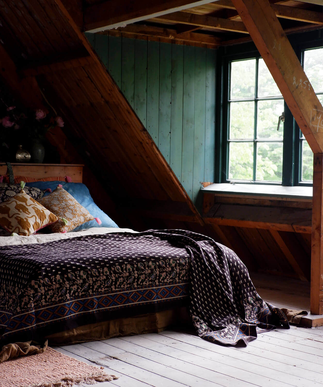 Ciara Double Throw in Tote Bag