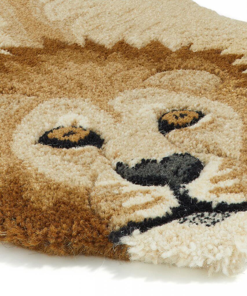 Moody Lion Rug Small