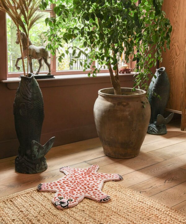 Pinky Leopard Head Rug Doing Goods
