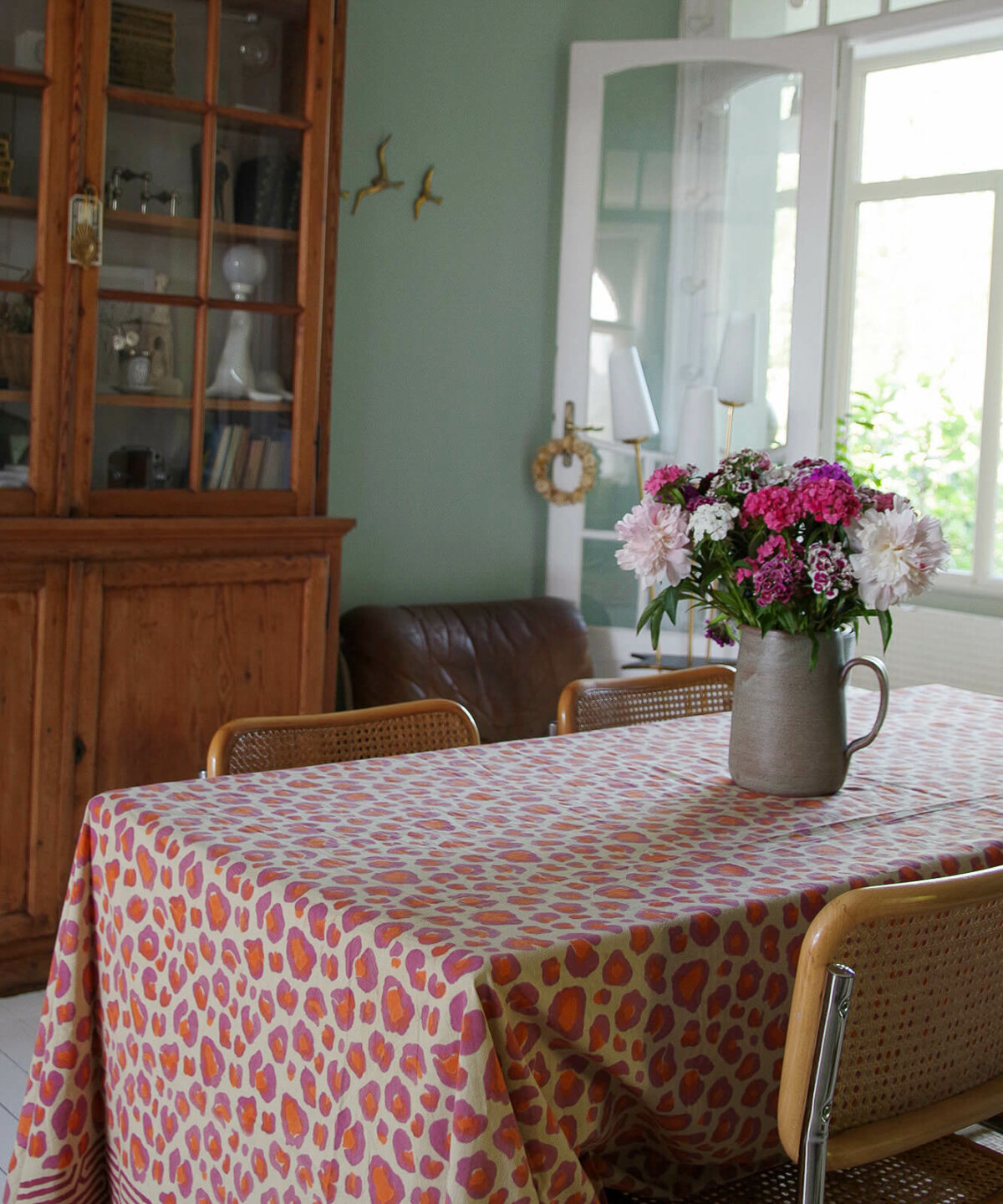 Pink Leopard Single Throw in Tote Bag