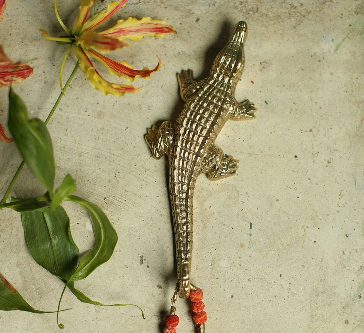 Chewy Crocodile Hook Large