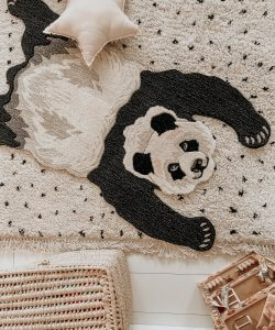 Plumpy Panda Teppich L - Doing Goods