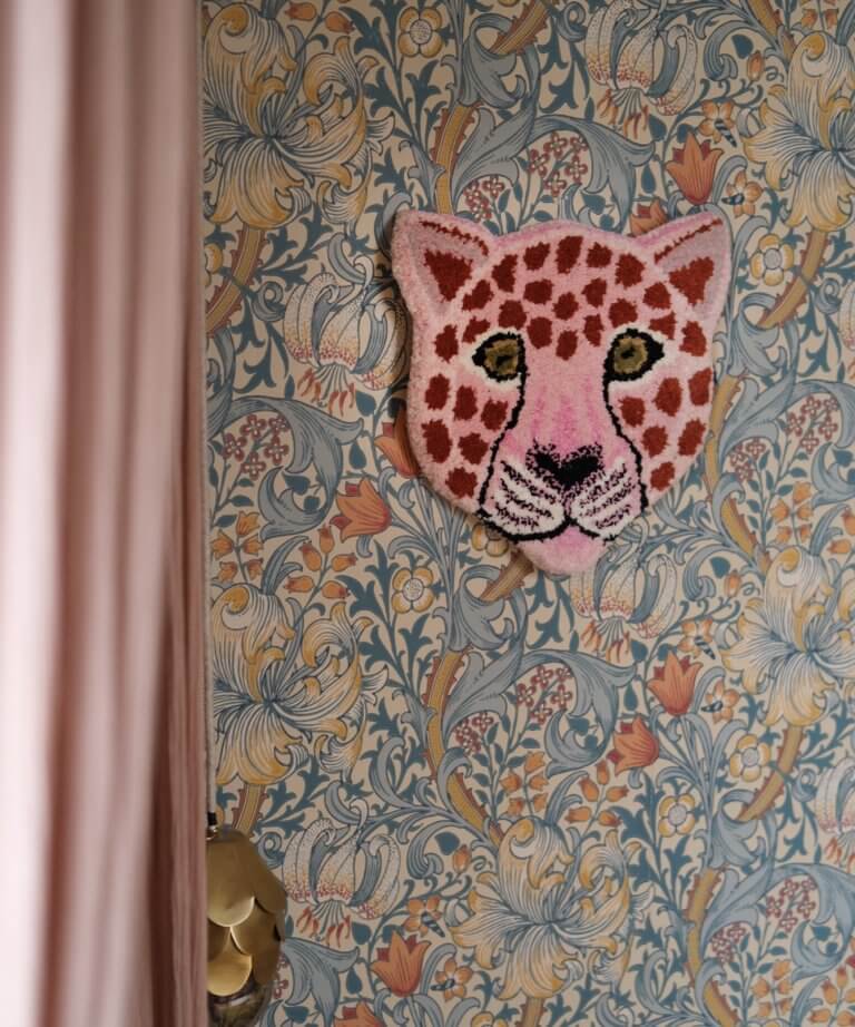 Pinky Leopard Head Rug