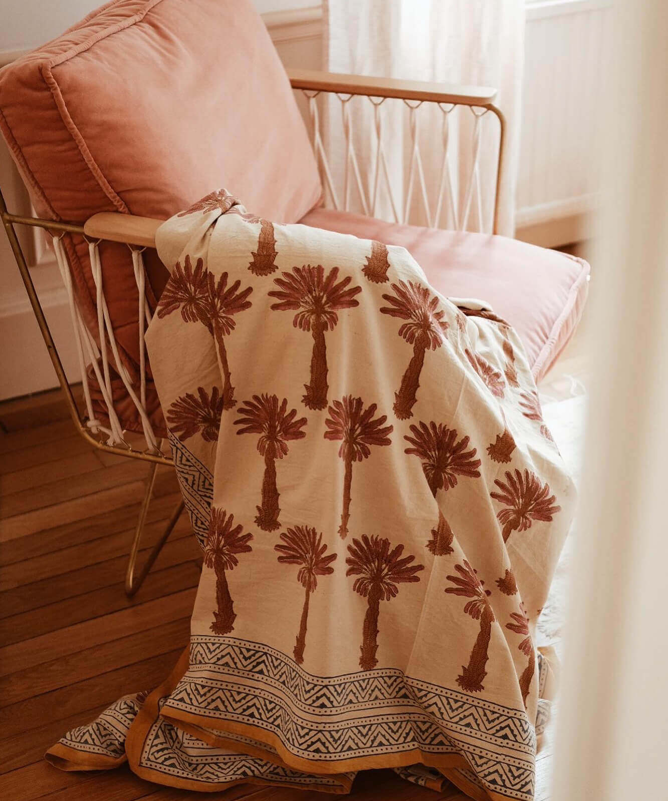 Tala Palmtree Single Throw in Tote Bag