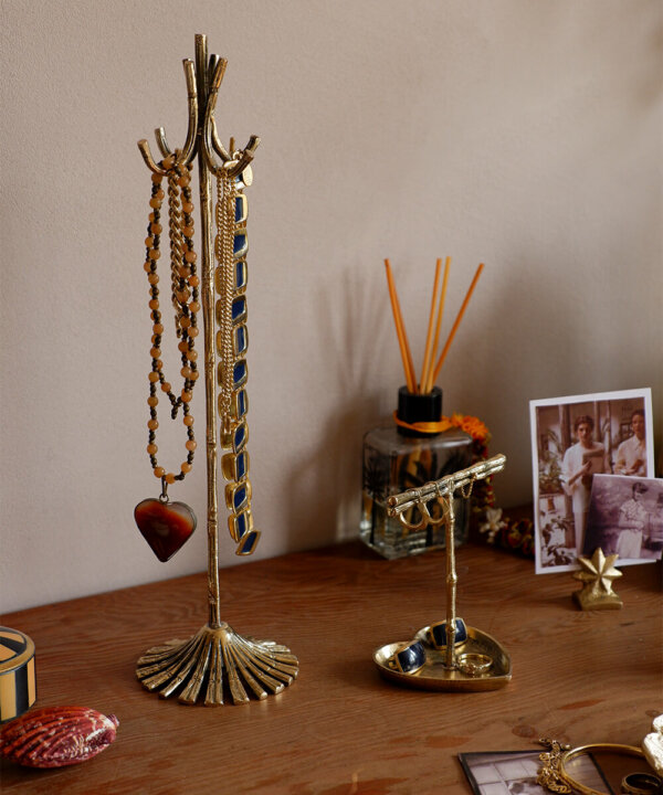Doing Goods Lolita Bamboo Earring Holder