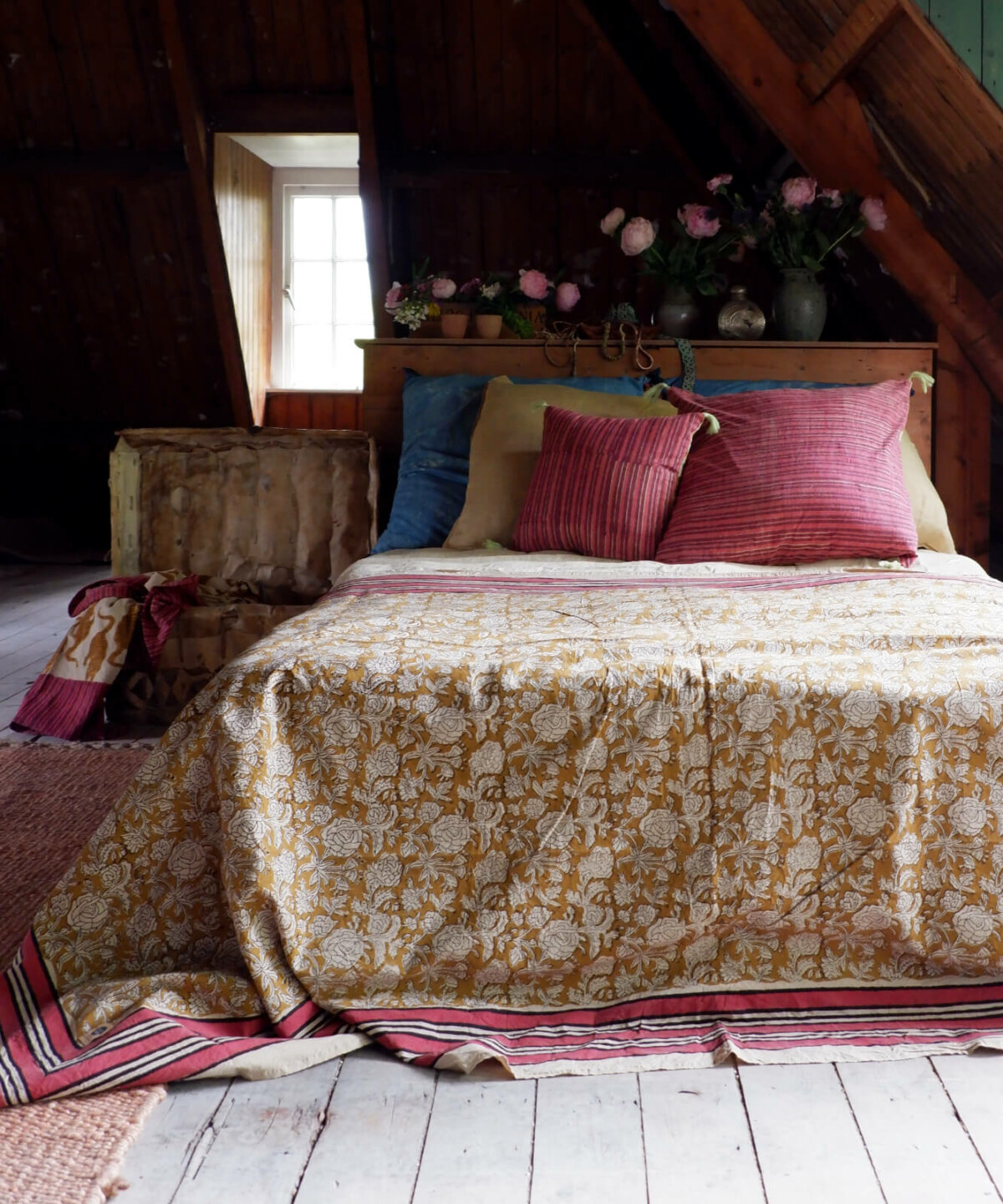 Botanical Double Throw in Tote Bag