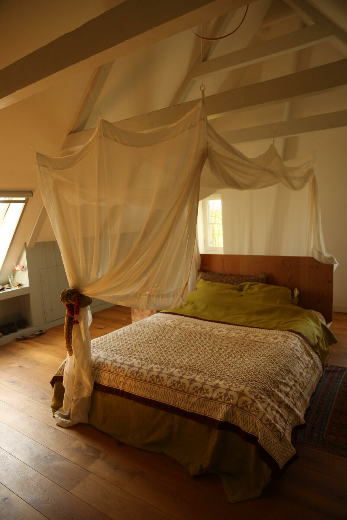 Dani Double Throw in Tote Bag