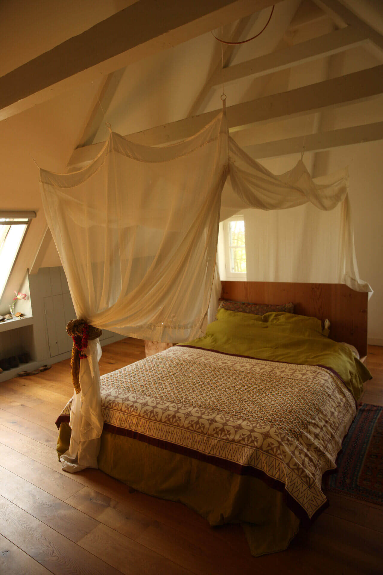 Dani Double Throw in Tote Bag