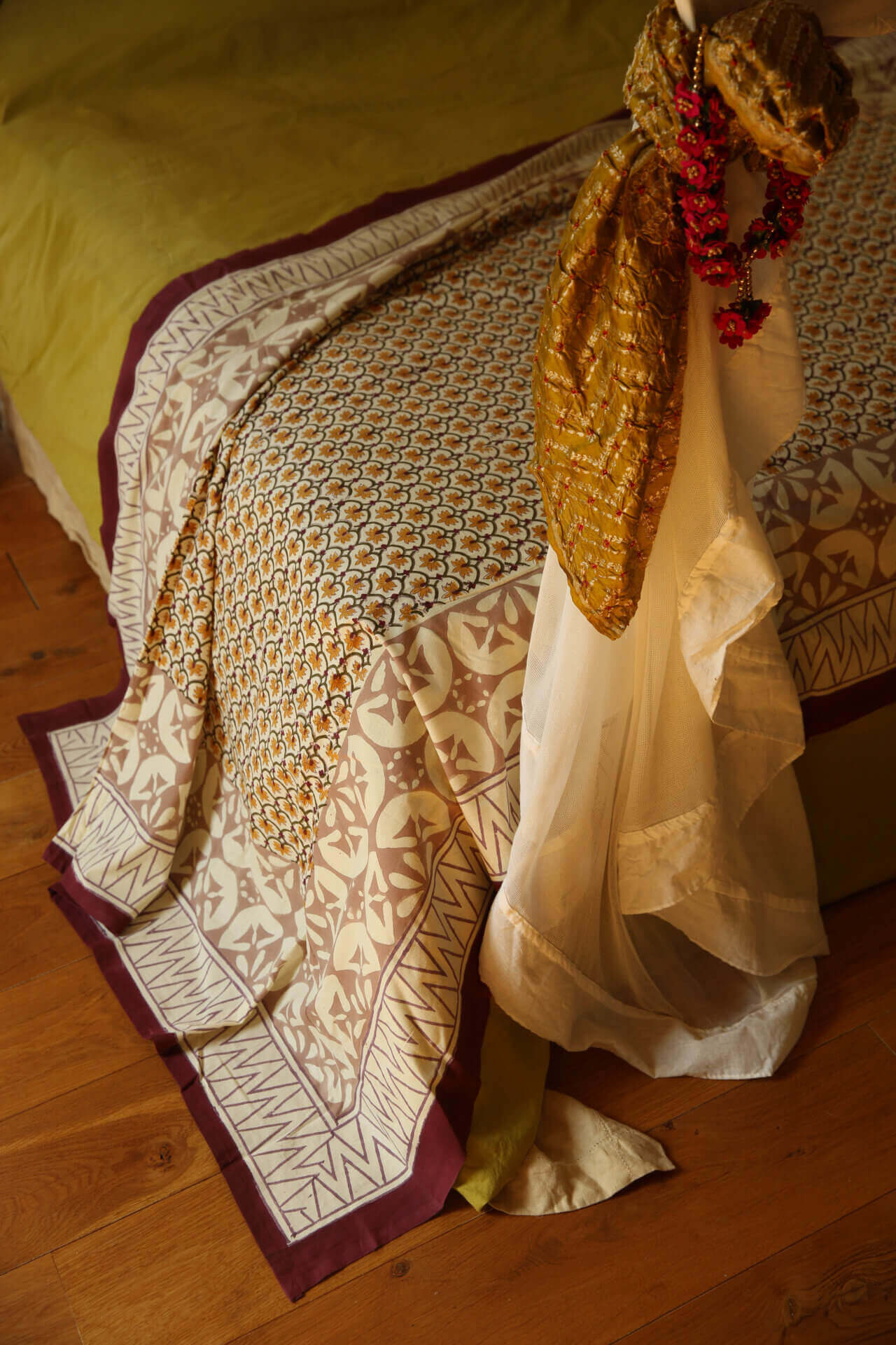 Dani Double Throw in Tote Bag