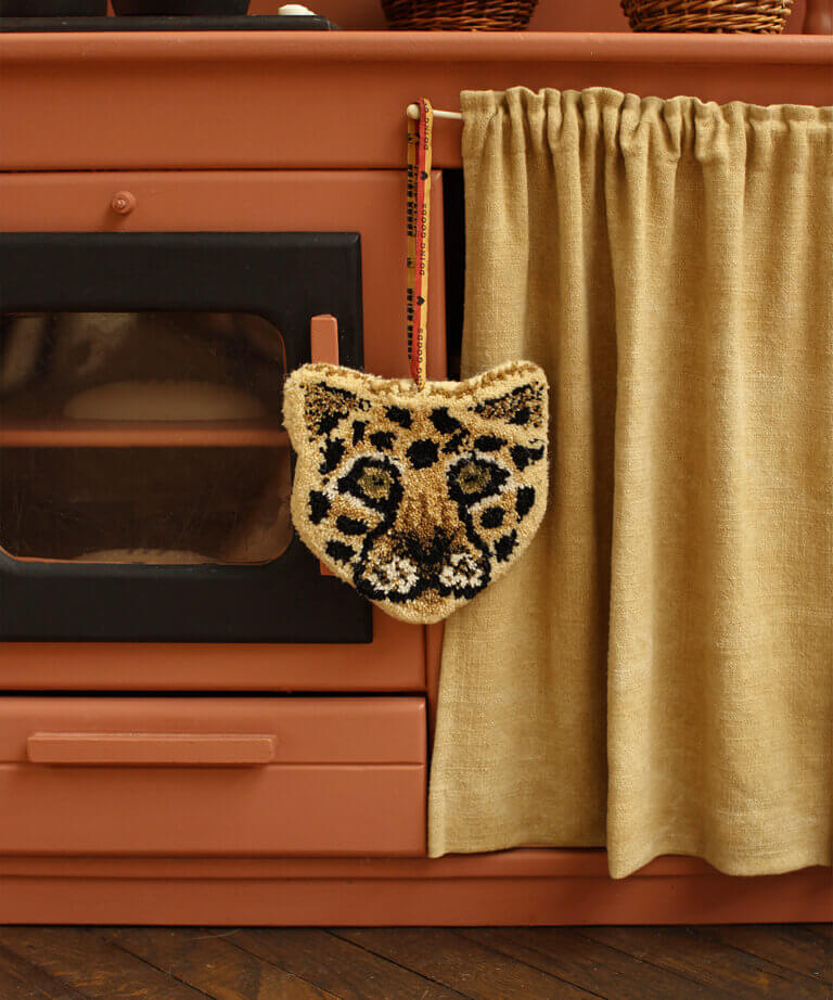 Loony Leopard Gift Hanger