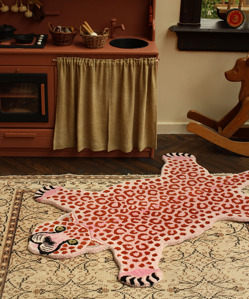 Pinky Leopard Teppich L