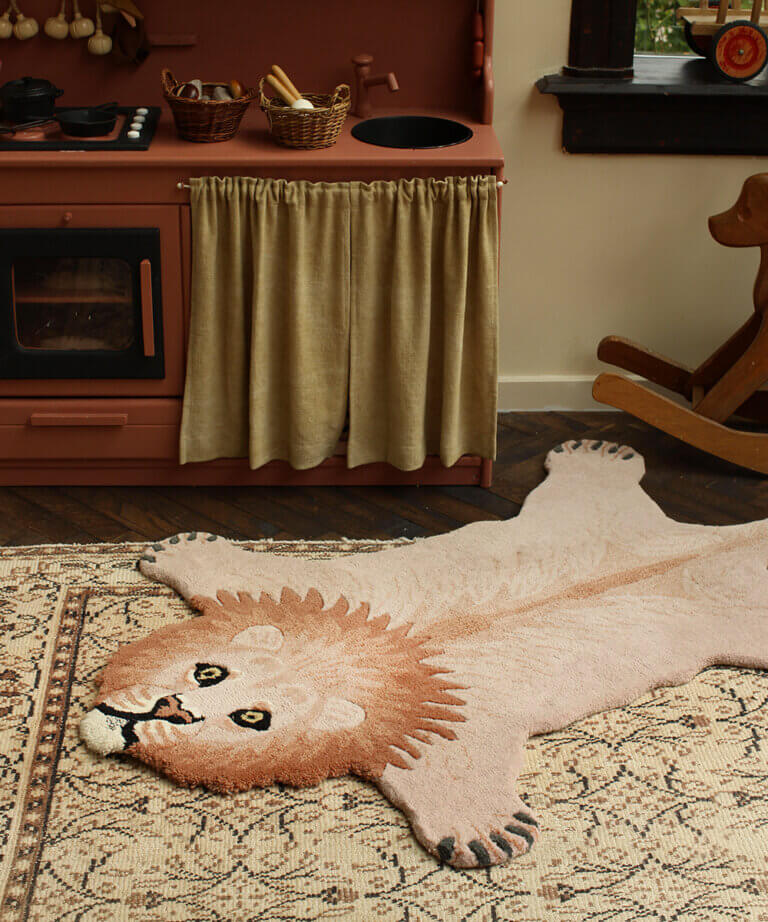 Pinky Lion Teppich L