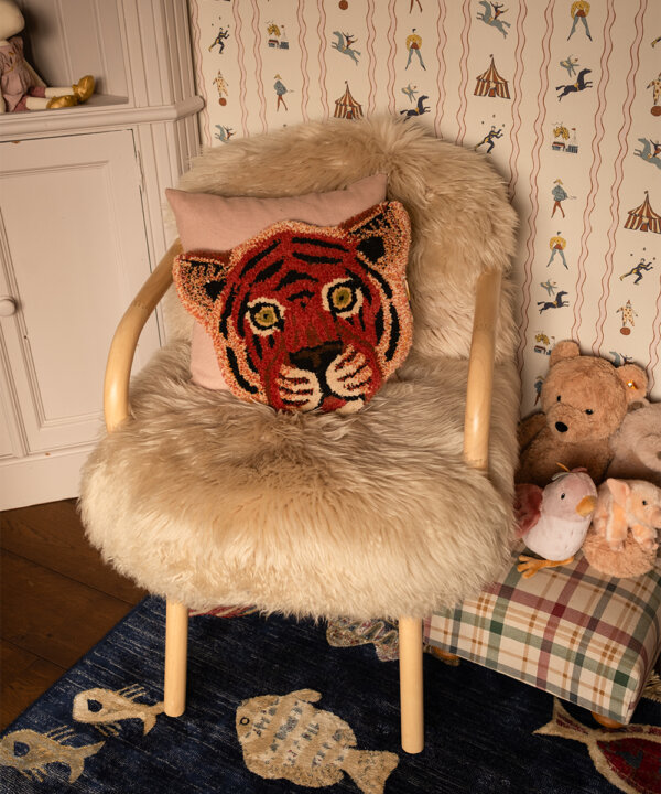 Tula Wise Tiger Head Rug