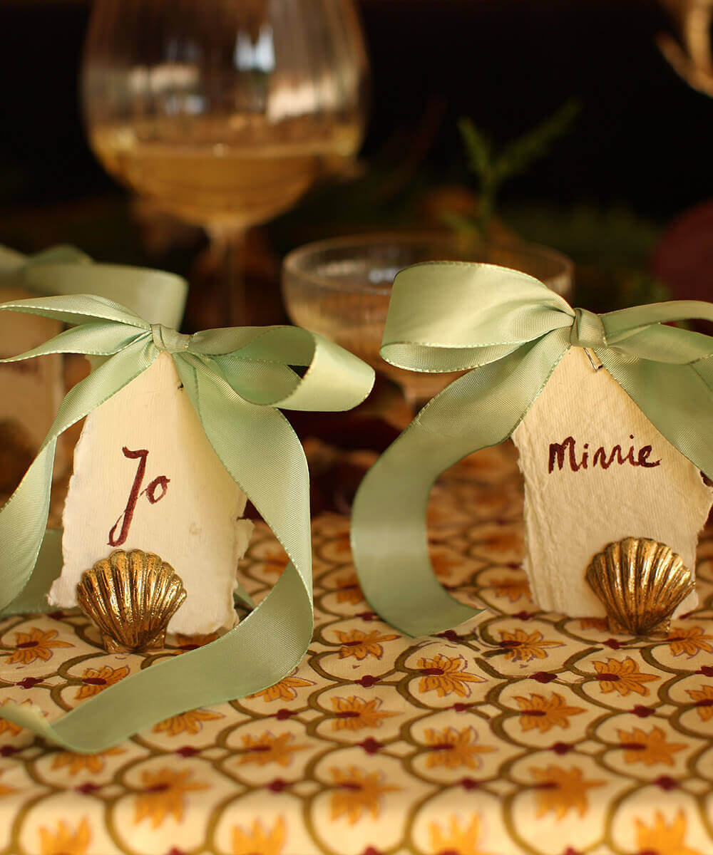 Scarlett Shell Card Holder