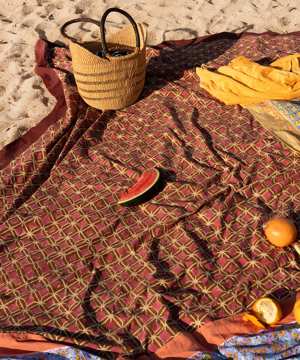 Helena Single Throw in Tote Bag