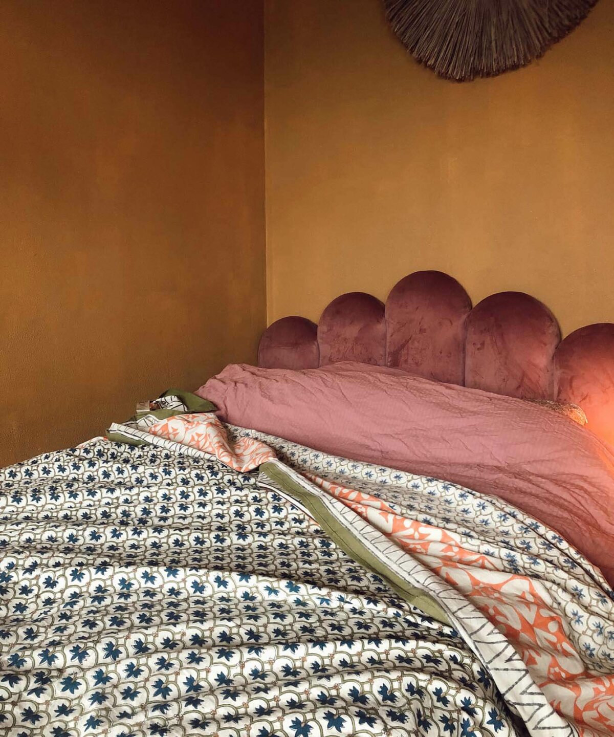 Faina Double Throw in Tote Bag