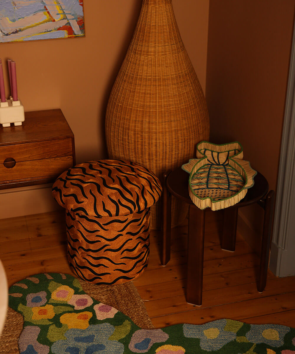 Maya Tiger Bestickter Hocker