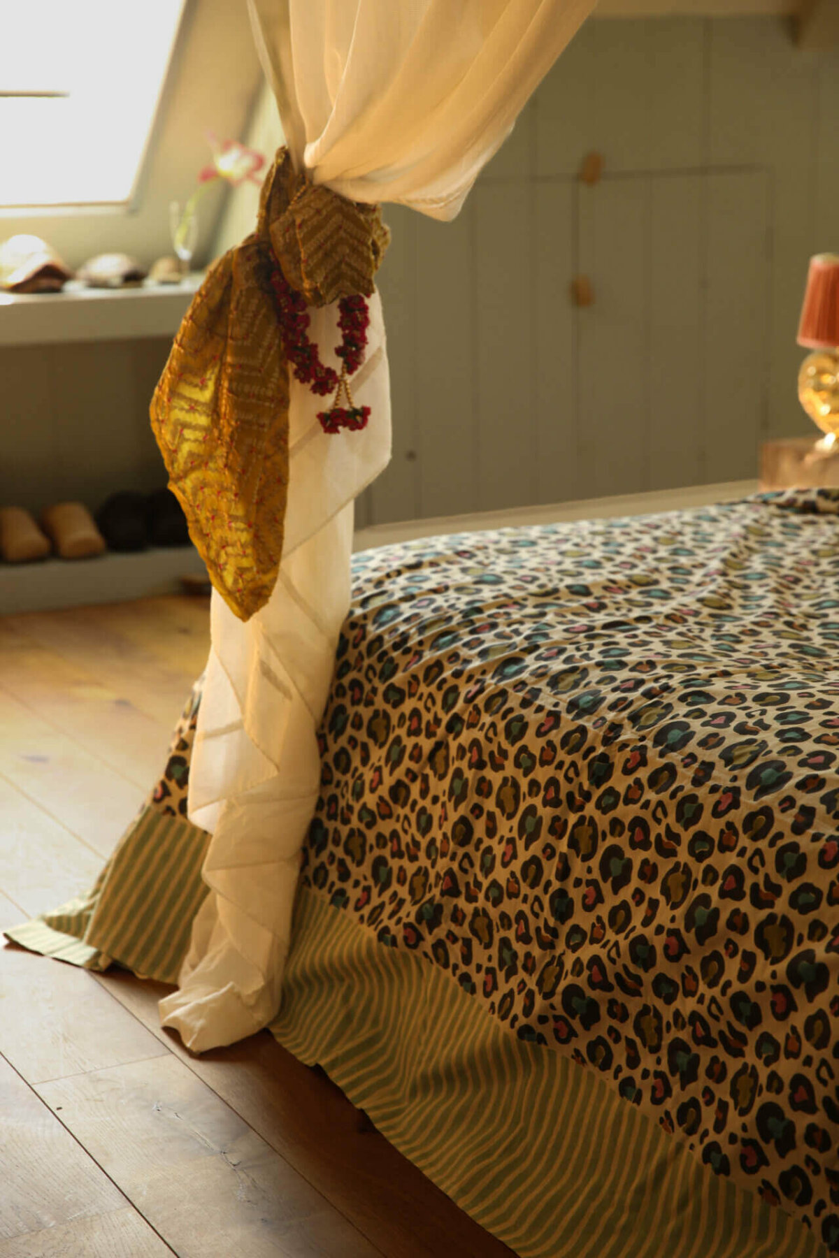 Disco Leopard Double Throw In Tote Bag