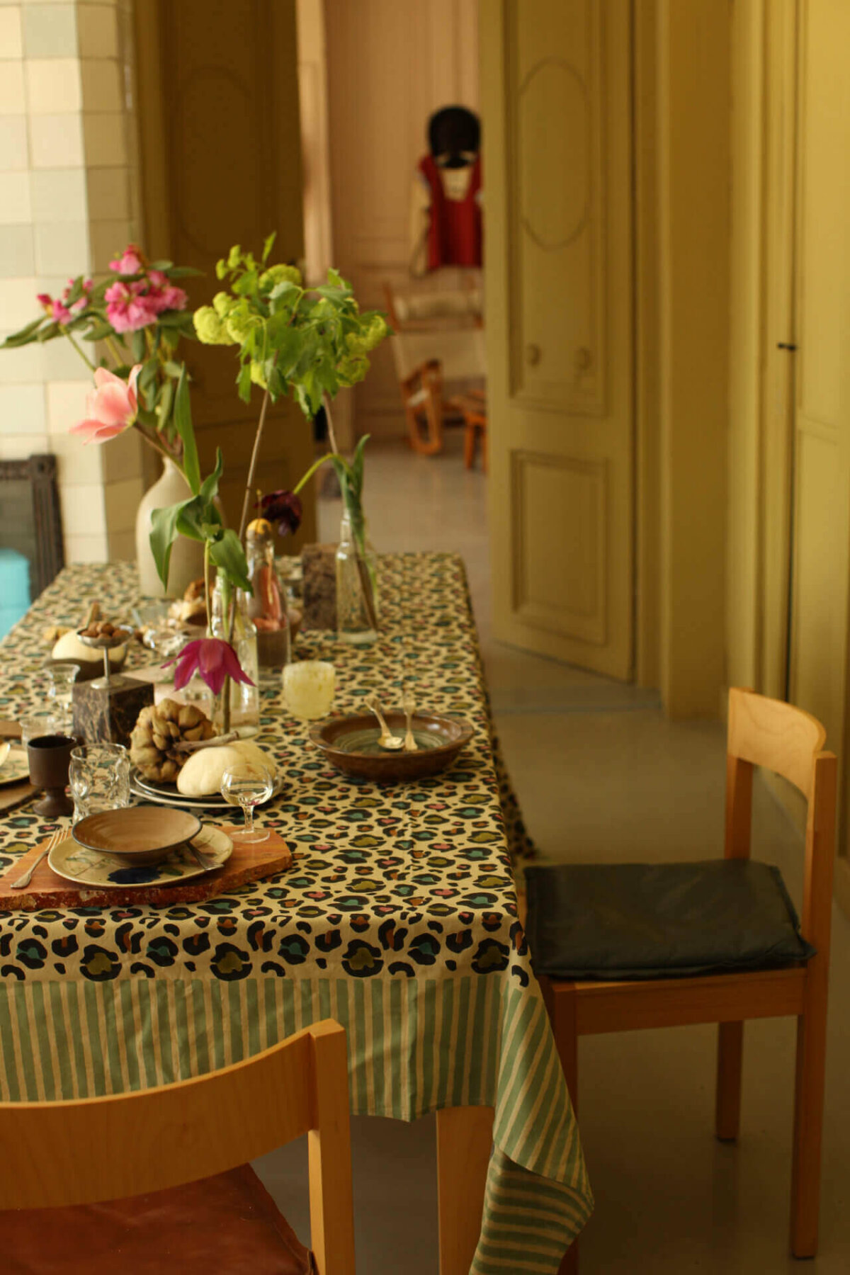 Disco Leopard Double Throw In Tote Bag