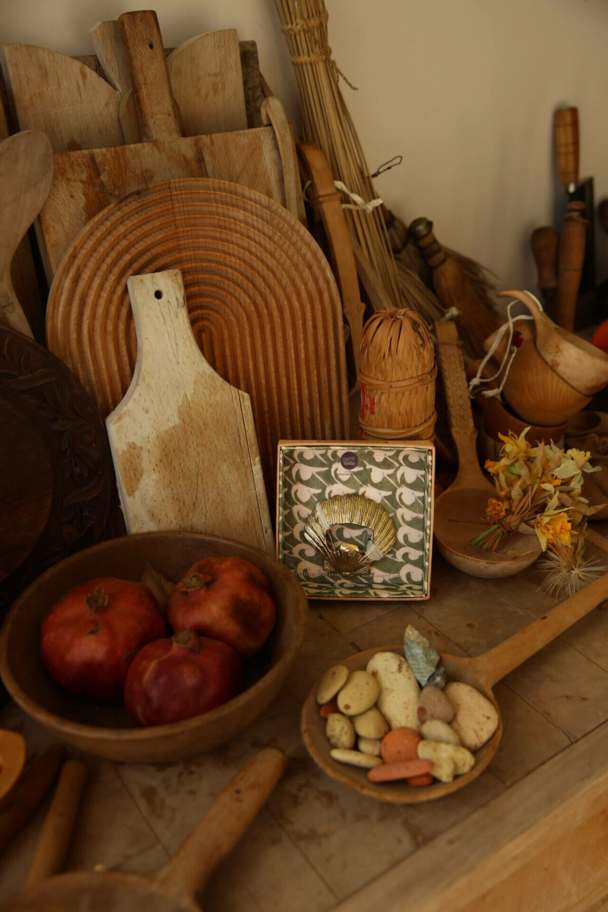 Scarlett Shell Bottle Opener