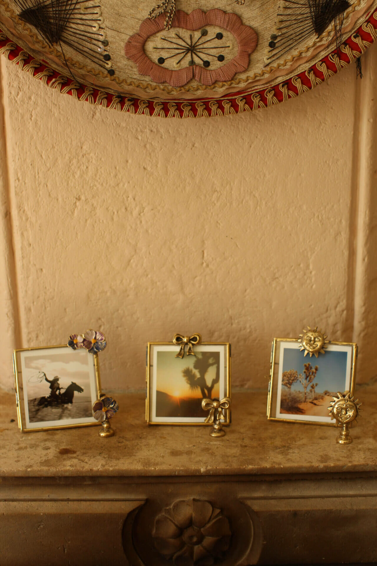 Sunny Saavi Polaroid Frame