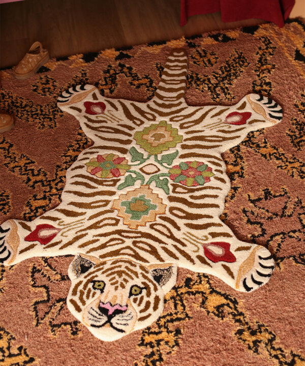 Jill Tiger Teppich Groß