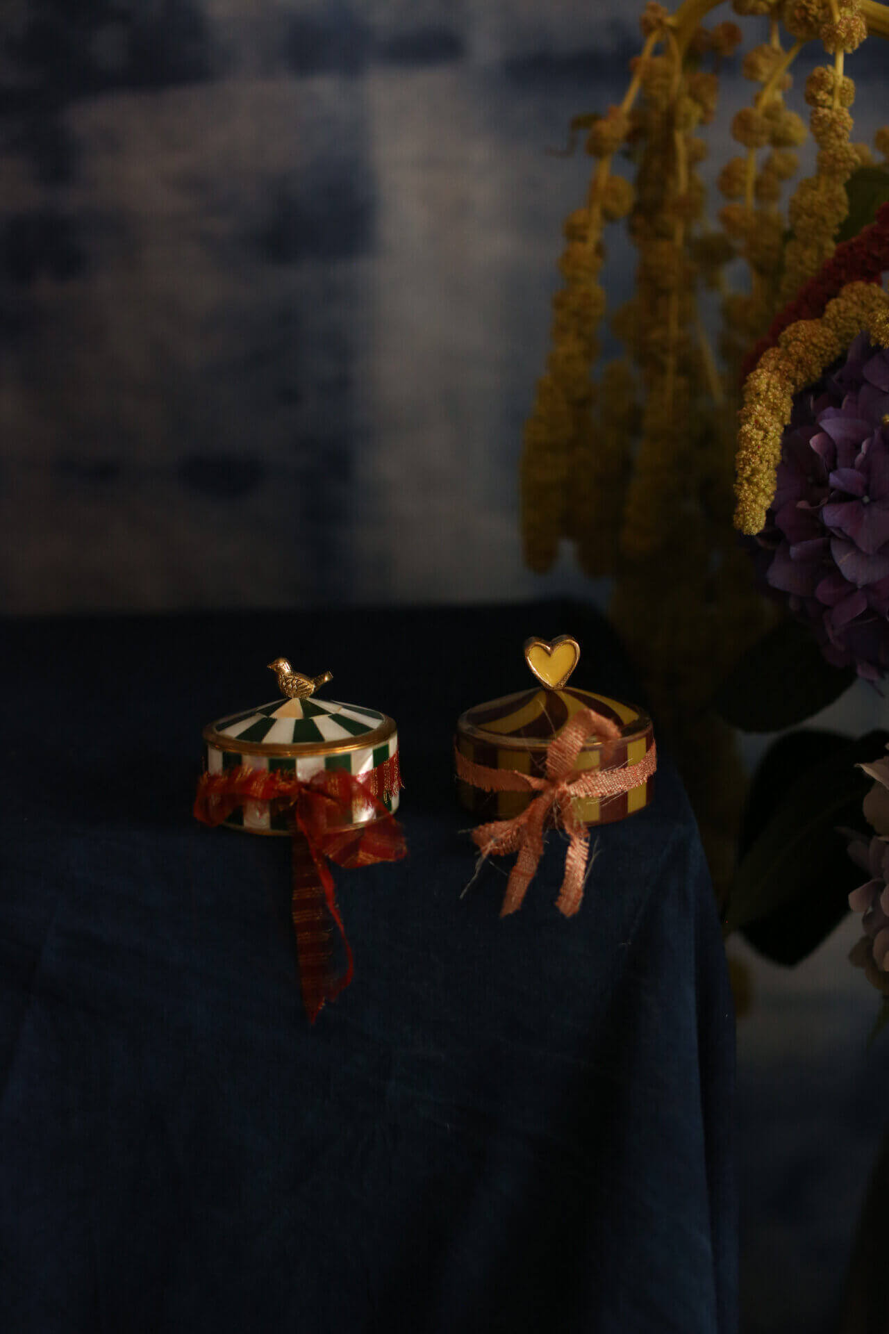 Boîte de Cirque Cœur Pyar Medium Jaune