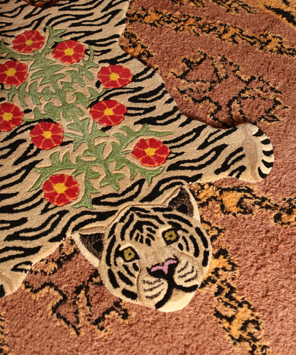 Floral White Tiger Rug Small