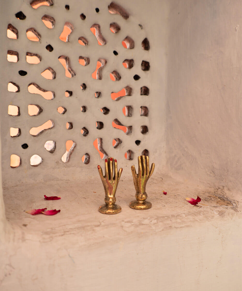 Bella Hand Card Holder