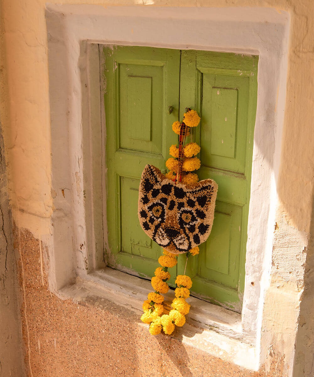 Loony Leopard Gift Hanger