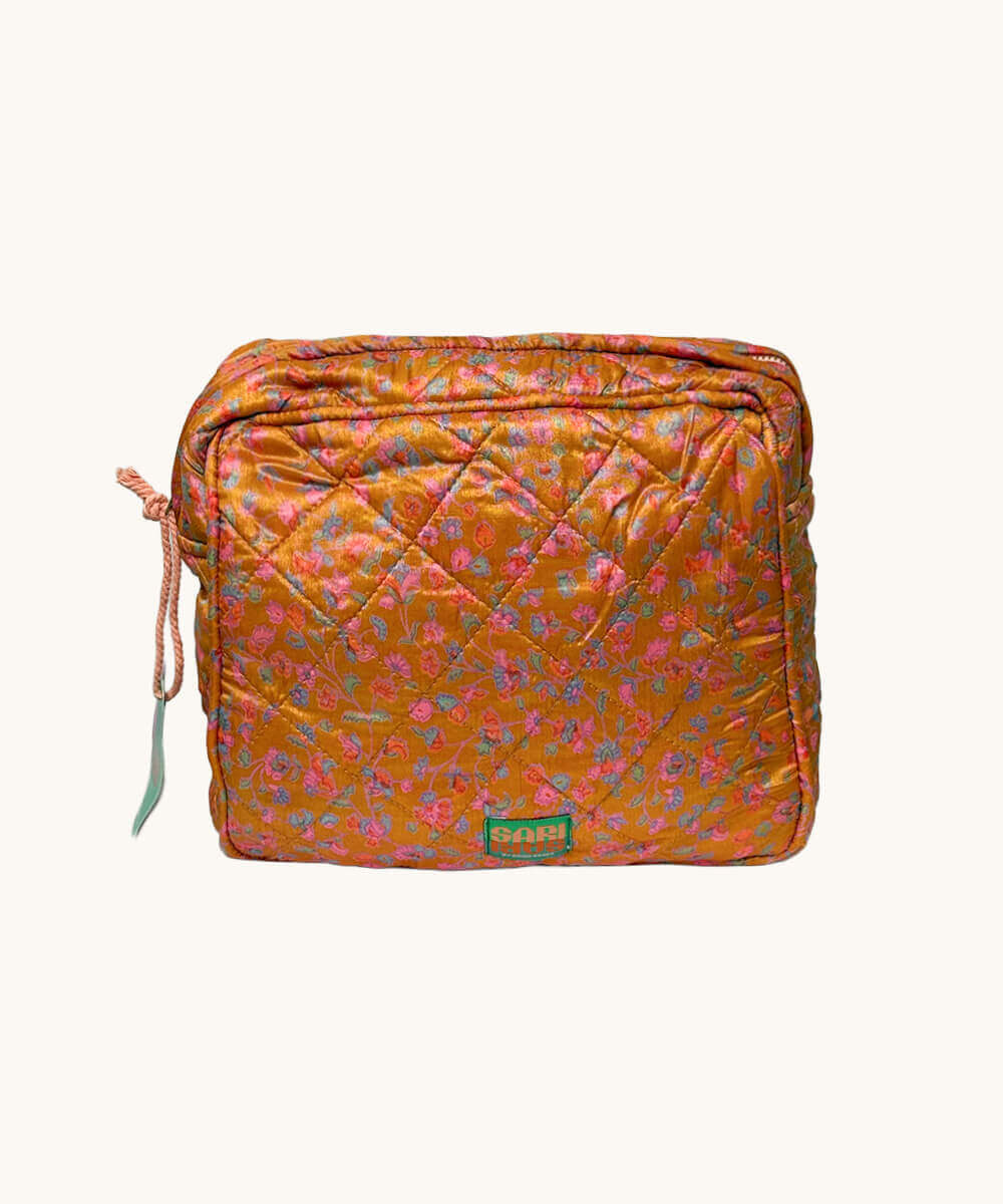 Gia Gia Sari Travel Pouch -572