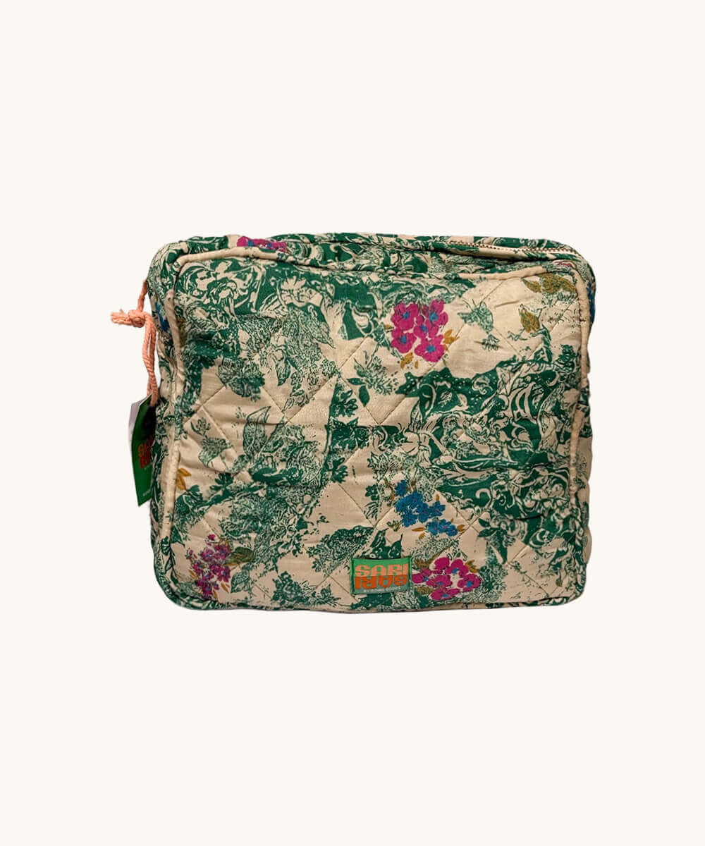 Gia Gia Sari Travel Pouch -574