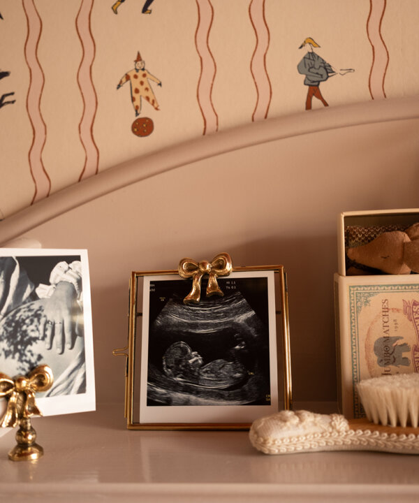 Bowie Bow Card Holder