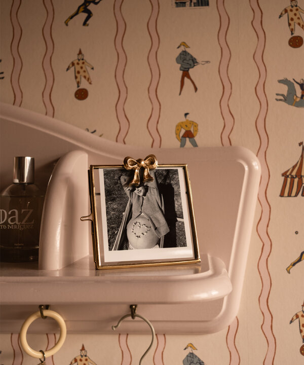 Bowie Bow Polaroid Frame
