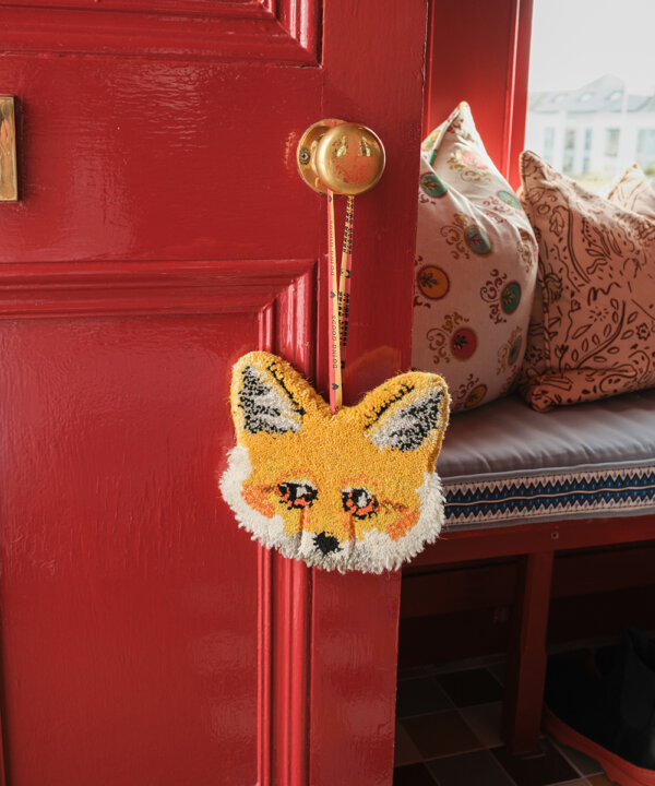 Freddy Fox Gift Hanger