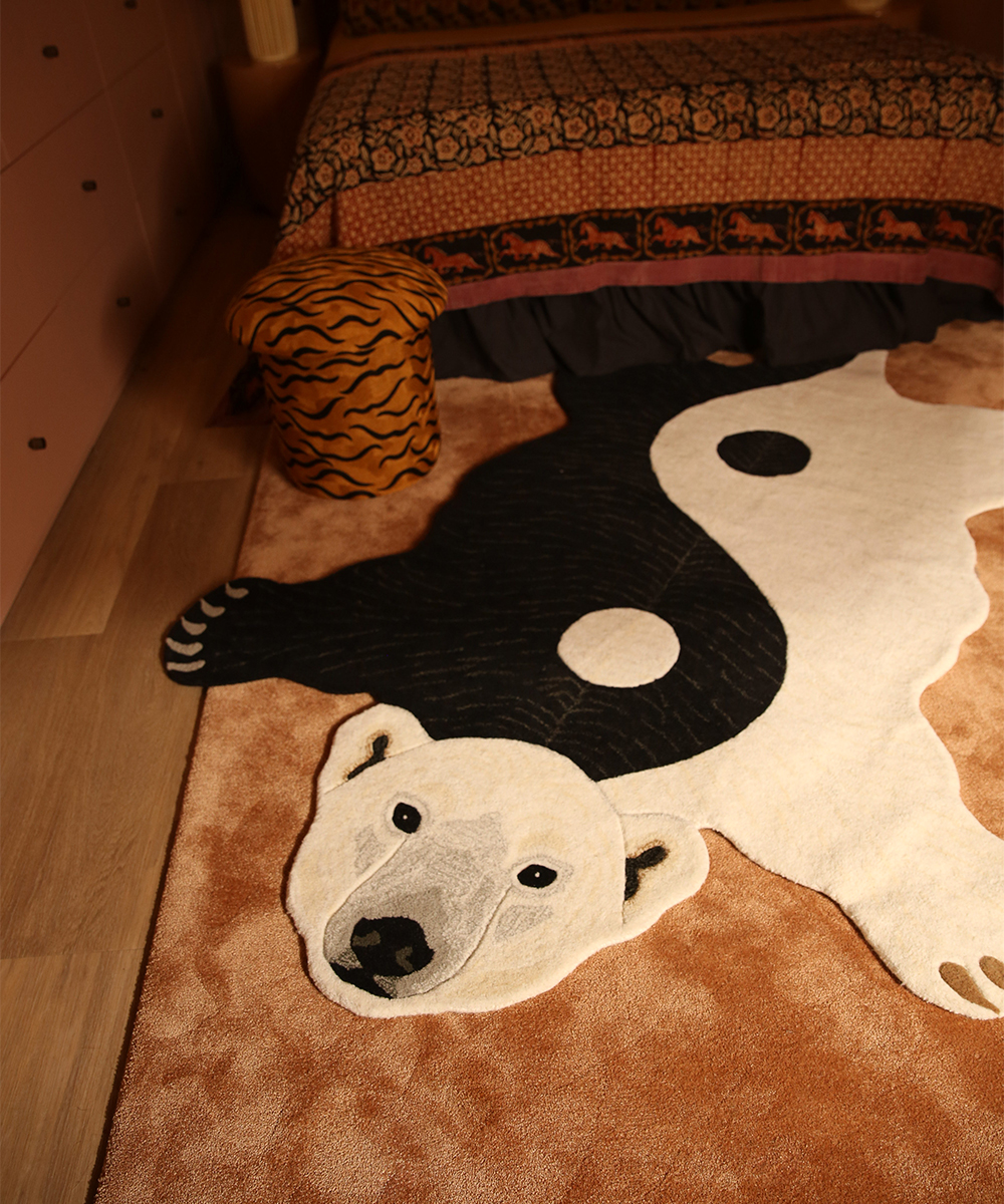 Mara Yin Yang Polar Bear Rug XL