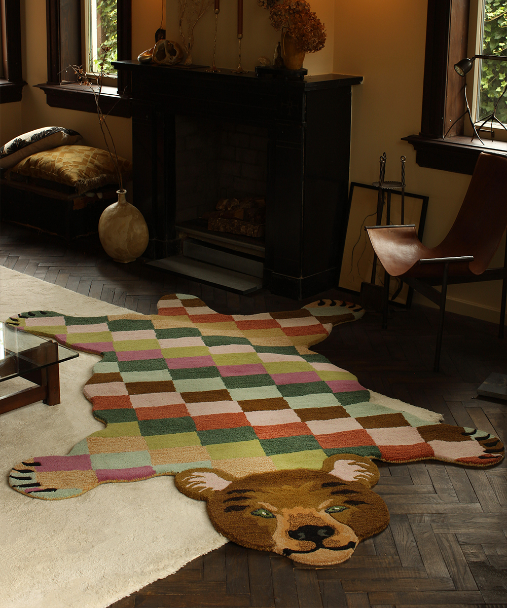 Mara Yin Yang Polar Bear Rug XL