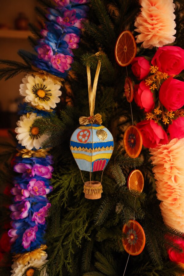 Hari Heteluchtballon Blauw Ornament